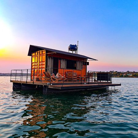 House Boat "Faroeste Caboclo" Brasília Exteriör bild