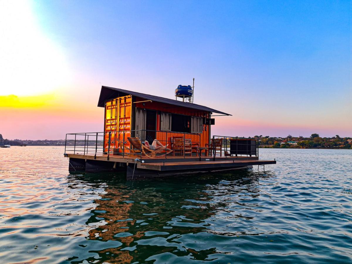 House Boat "Faroeste Caboclo" Brasília Exteriör bild